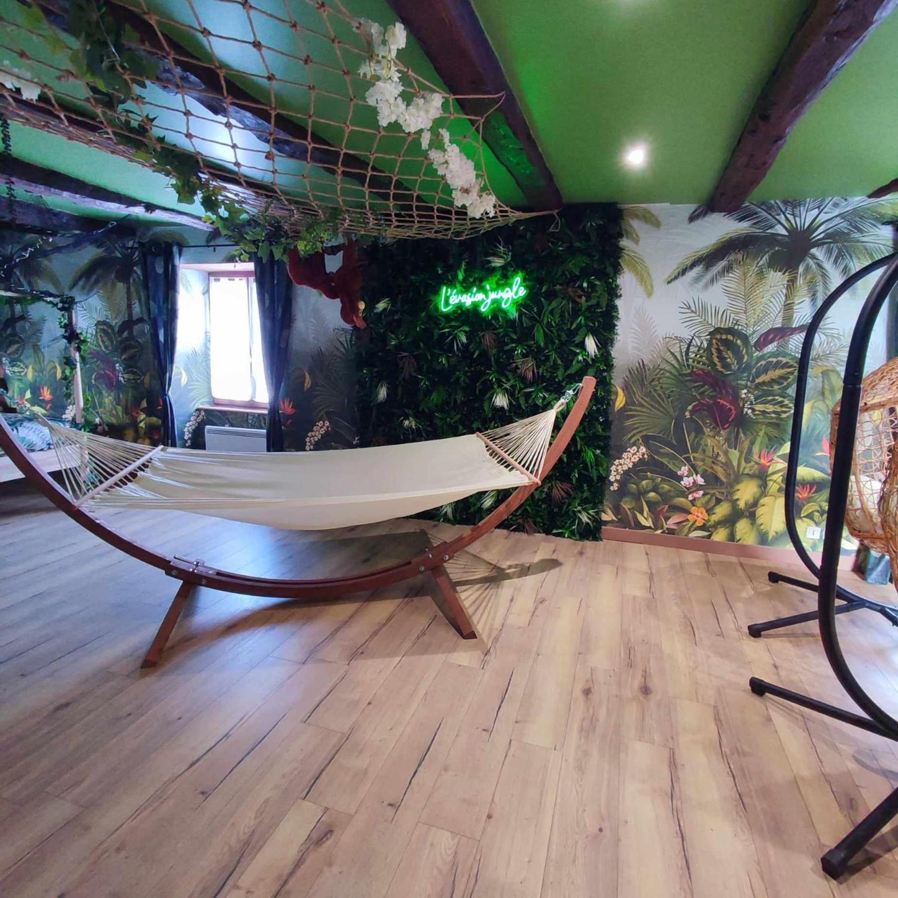 Ferienwohnung L'Evasion Jungle Saint-Pierre-de-Plesguen Exterior foto